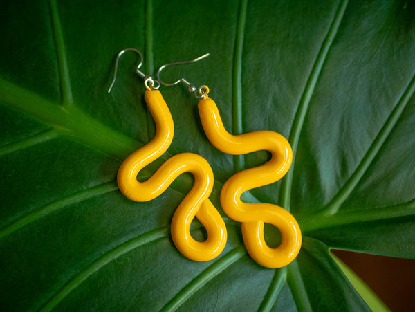 Yellow Small Squiggles