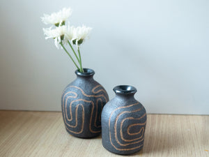 Black Labyrinth Inlay Bud Vases