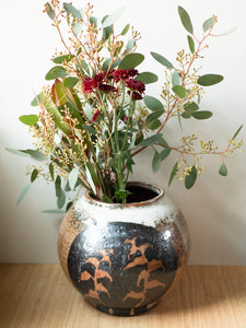 Black Leaf Moon Jar